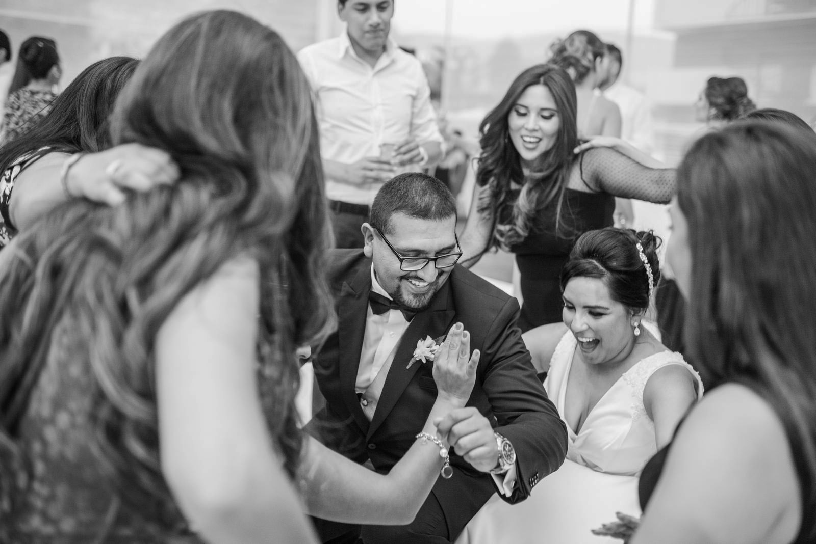Fiorella Lucho aldo aguilar fotografo fotografia boda sesion novios retrato novia novio arequipa peru 30 hotel lago fiesta