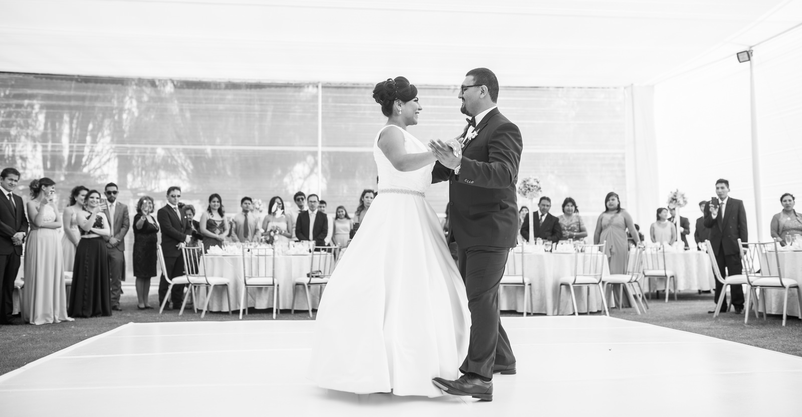 Fiorella Lucho aldo aguilar fotografo fotografia boda sesion novios retrato novia novio arequipa peru 47 hotel lago baile