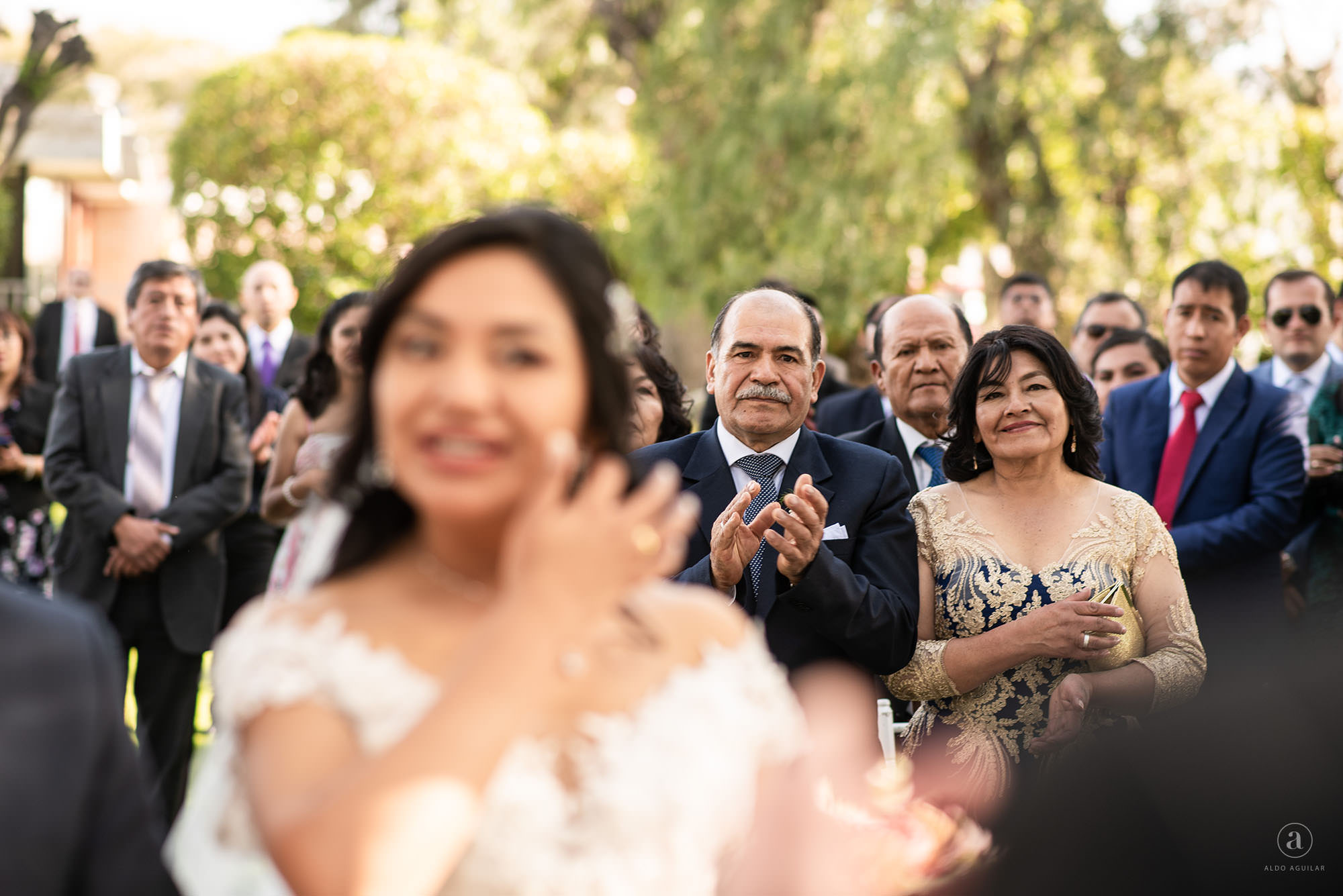 Claudia Roberto aldo aguilar fotografo fotografia boda sesion novios retrato novia novio arequipa peru 50 lafont civil
