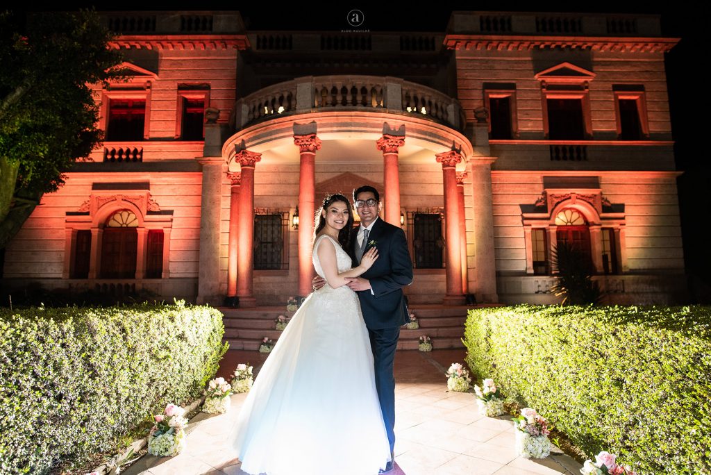Liz carlos aldo aguilar fotografo fotografia boda sesion novios fiesta retrato novia novio palacio ricketts
