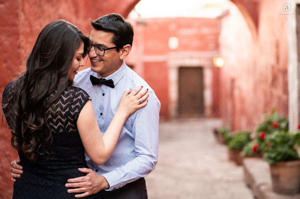 Liz carlos aldo aguilar fotografo fotografia boda sesion novios retrato novia novio arequipa peru preboda fotos monasterio santa catalina 4